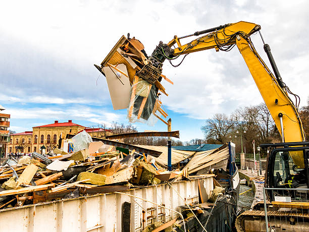 Best Trash Removal Near Me  in East Canton, OH